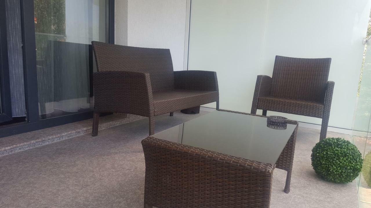 Alex Marina Flat Apartment Mamaia Exterior photo
