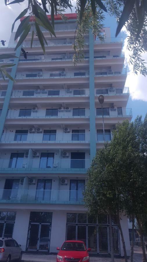 Alex Marina Flat Apartment Mamaia Exterior photo